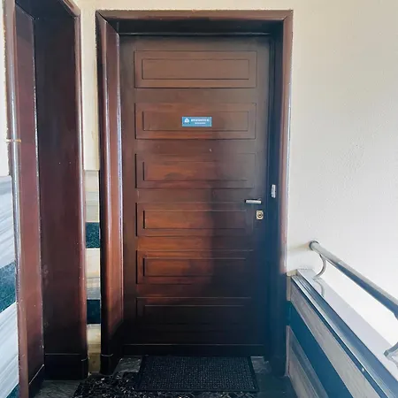 Upper Floor Passerini מונצה